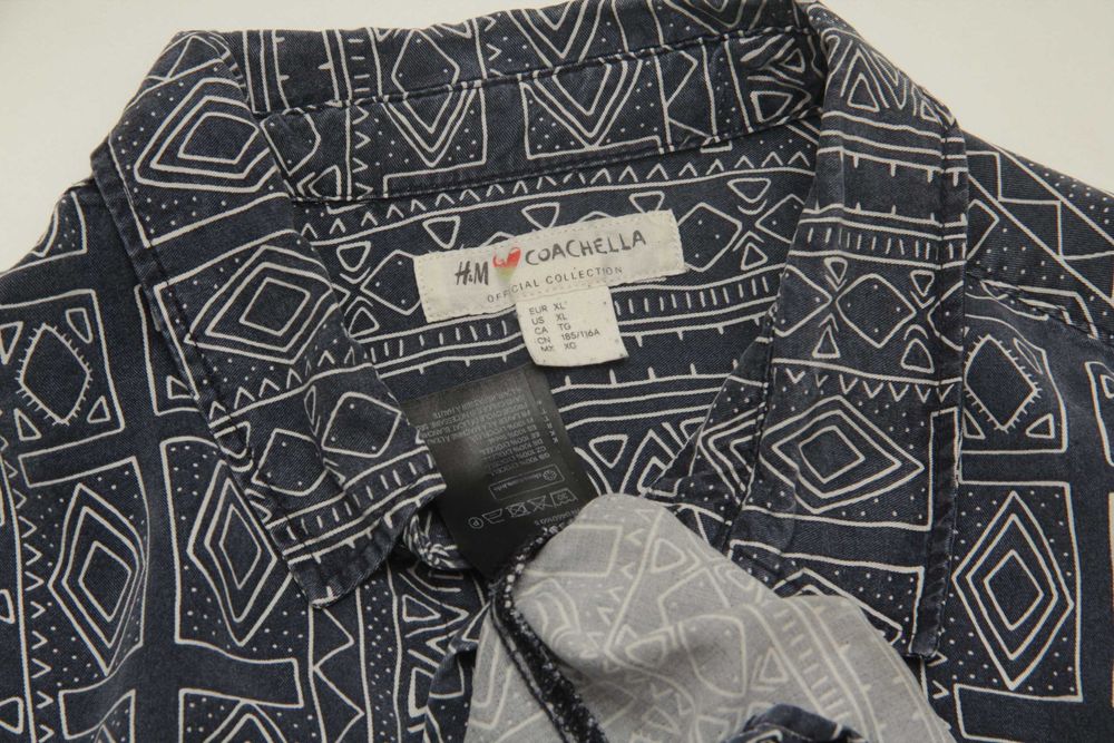 H&M < 3 Coachella XL рубашка  (лиоцелл)