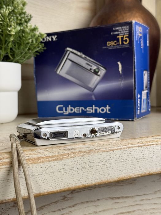 Aparat cyfrowy Sony Cyber-shot DSC-T5