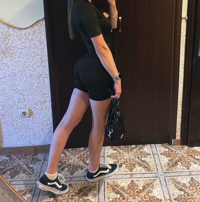 Одяг,комбінезон)