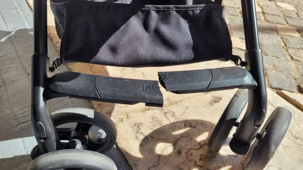 Carrinho de bebé Chico