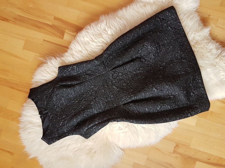 Czarna sukienka Mohito 40