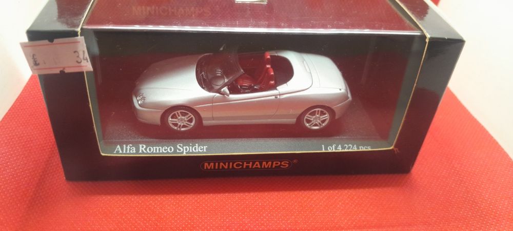 Mais de 80 Miniaturas Minichamps 1/43