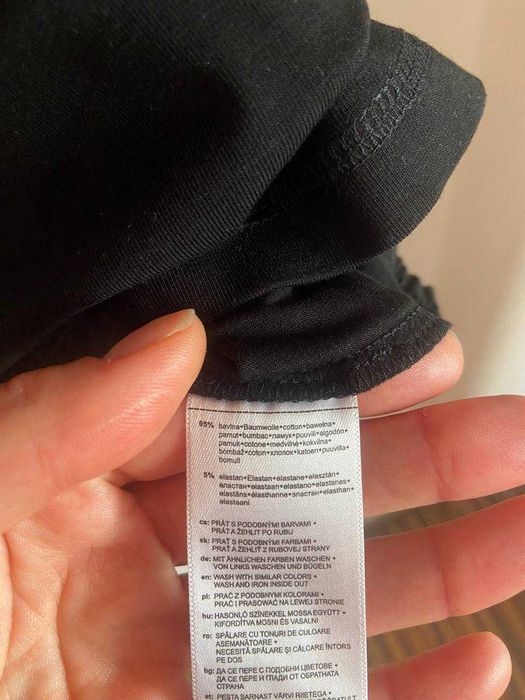 Czarny basic T-shirt