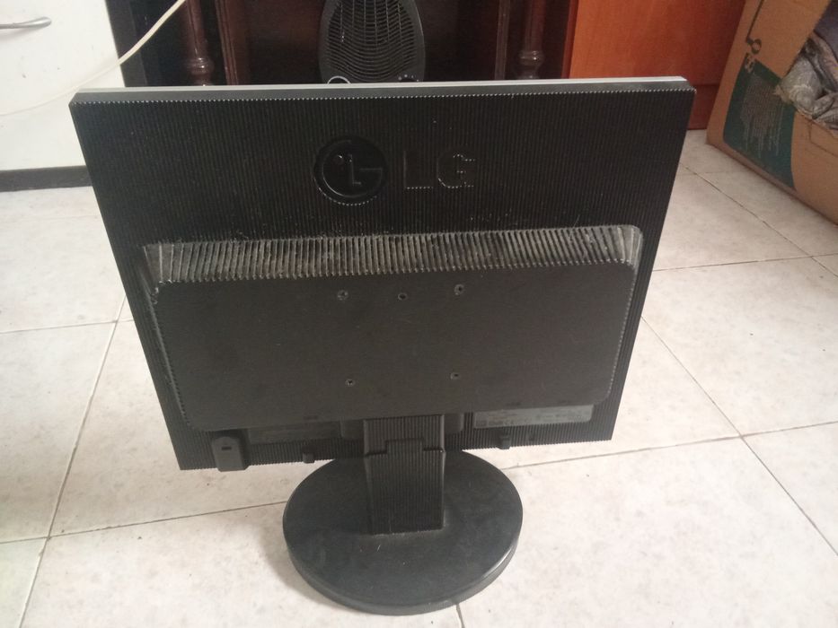 Monitor LG flation456526296085975041