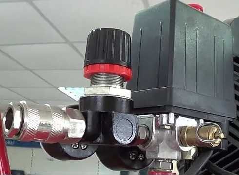 Компресор поршневий 24 л FIAC COSMOS-2420 1,5 кВт компрессор масляный