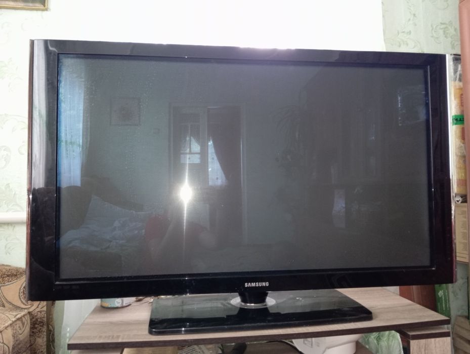 Телевізор Samsung 50-діагональ