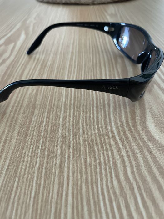 Oculos de sol Versus