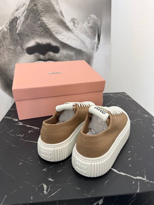 Trampki Sneakers miu miu na platformie