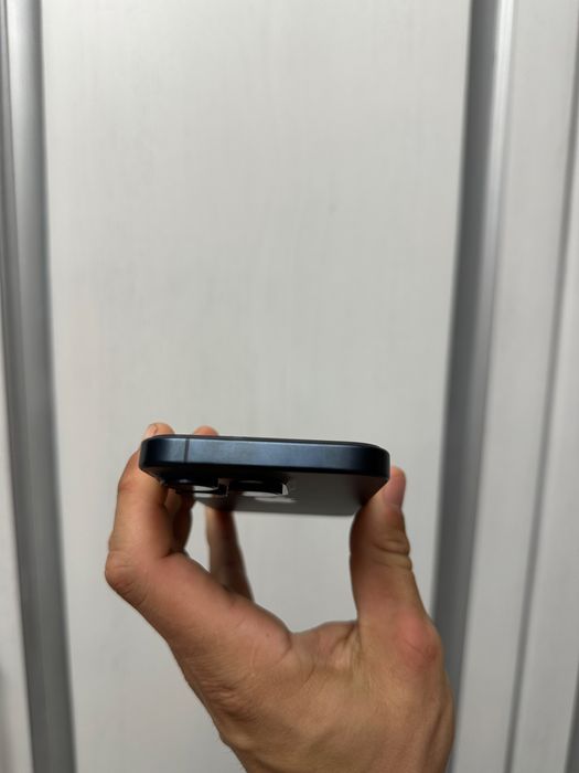 Ідеальний Iphone 15pro blue titanium
