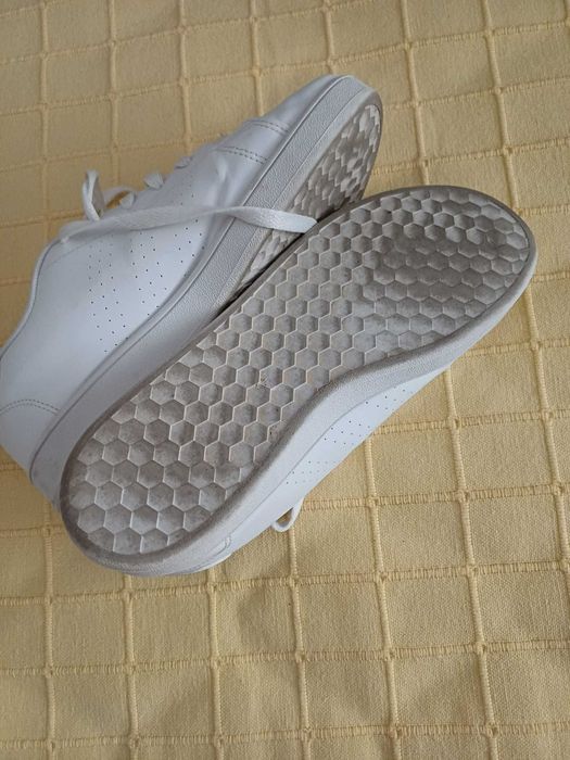 Tênis Adidas Branco (Usados, Tamanho 38 - 6,5 US)