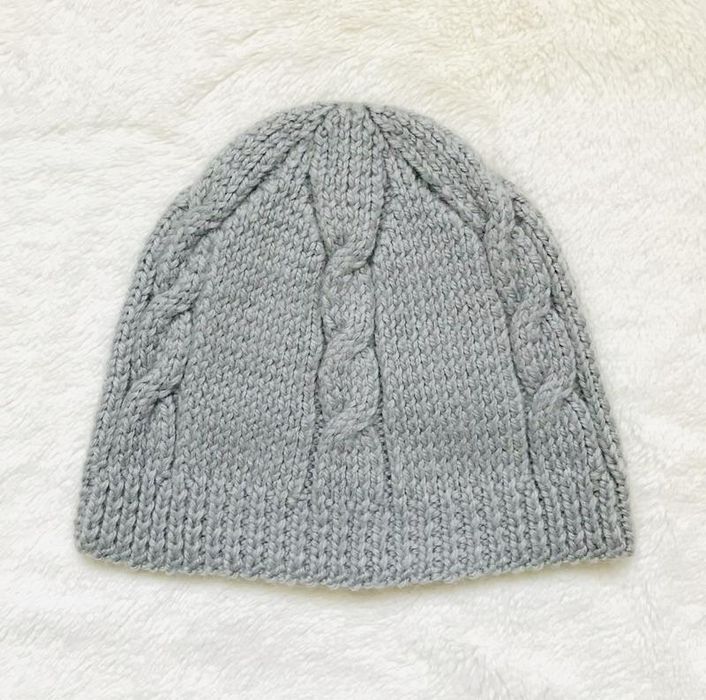 В'язаний зимовий сірий комплект шапка шарф і рукавиці handmade