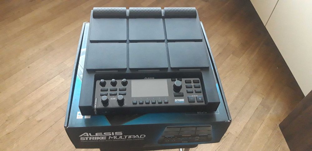 Alesis strike multipad