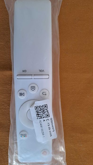 Universal Remote Control for Samsung TVs. New64740799958529121