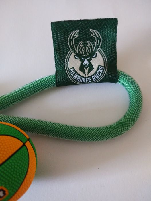 Breloczek Anteto Kounmpo Milwaukee Bucks
