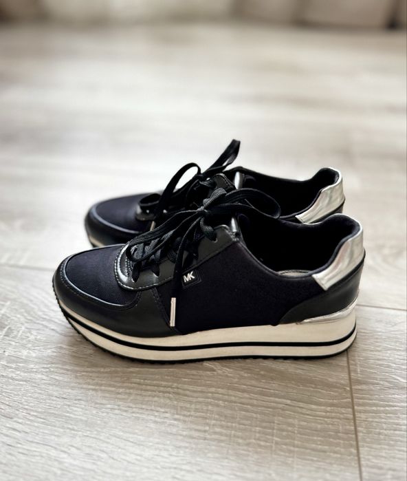 Кросівки Michael Kors