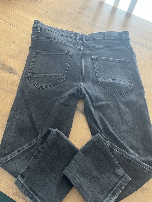 Spodnie jeans roz M