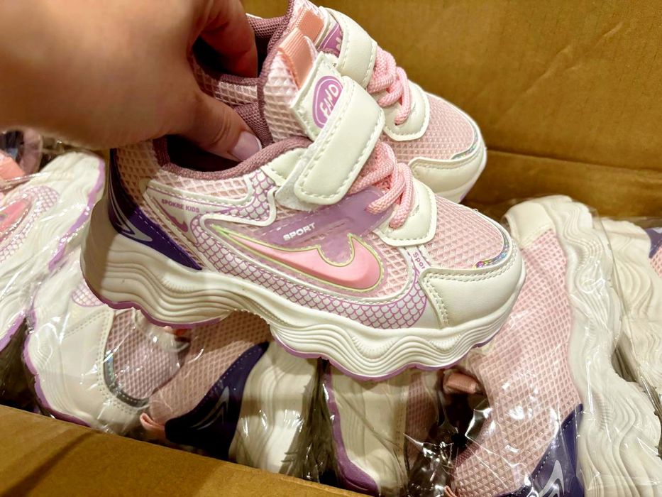 Кросівки рожеві для дівчинки на весну 26-31  кроссовки для девочки .