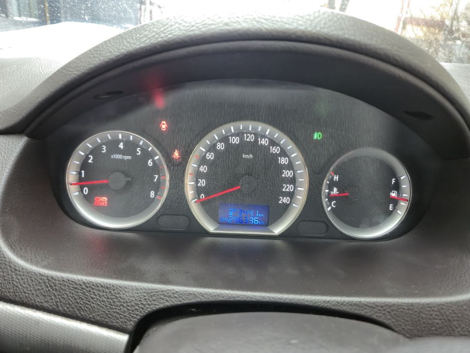 Hyundai Sonata NF (V) БЕЗ ТОРГУ 5100$