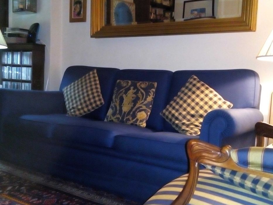 SOFÁ CAMA (De Qualidade): 3 lugares, sala de estar!