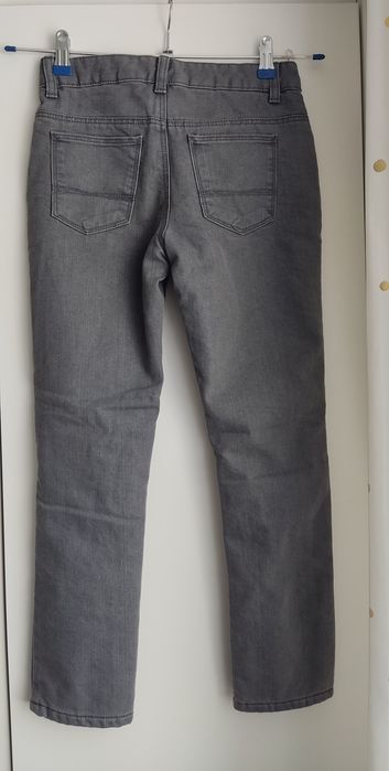 Nowe bez metki jeansy ocieplane chłopięce C&A, 134