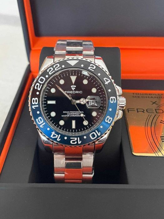 Relógio Fredric Watch GMT Batgirl de Quartzo