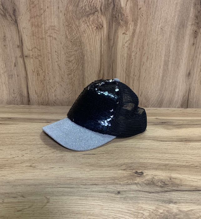 Кепка бейсболка с пайетками перевертышами для девочек