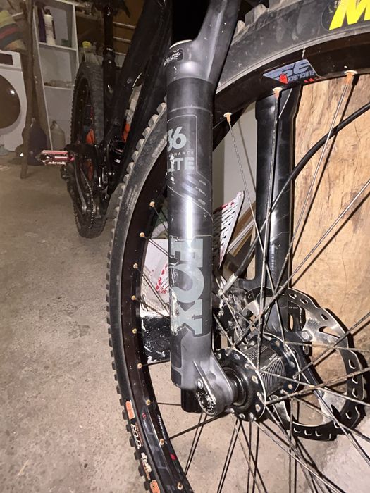 Bicicleta toda em carbono