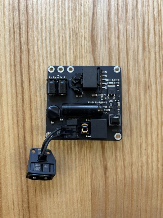 Apple TV A1625. Блок питания для Apple TV A1625 , PA-1110-7A1