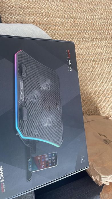 Base de Refrigeração Mars Gaming MNBC6 - RGB - Como Nova
