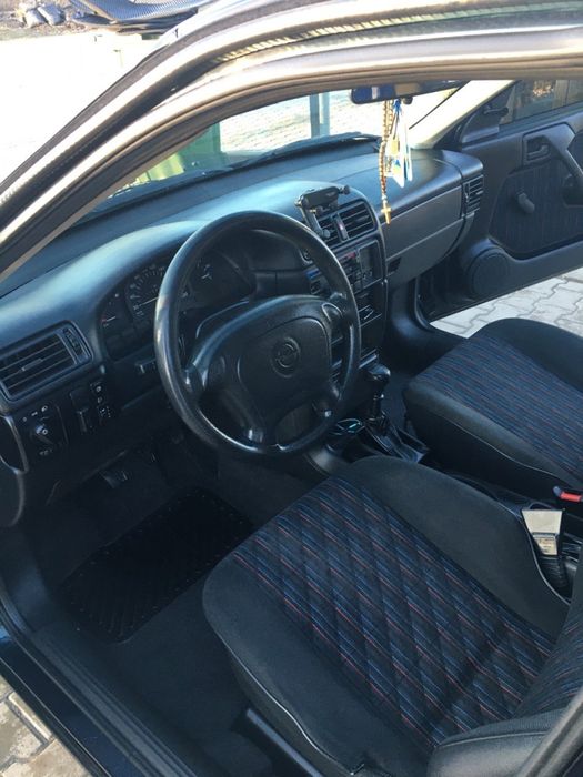 Opel Vektra A 1994