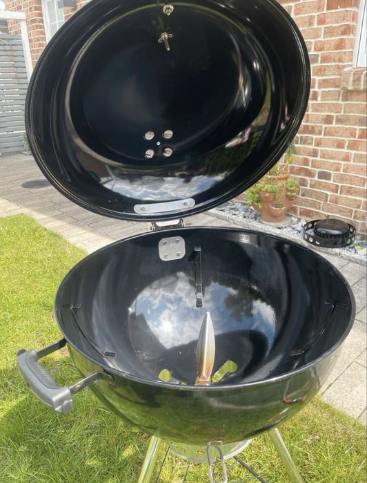 Вугільний гриль Weber Master-Touch GBS E-5770