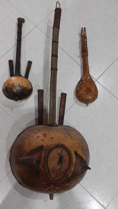 Instrumentos musicais africanos decorativos "KORA"