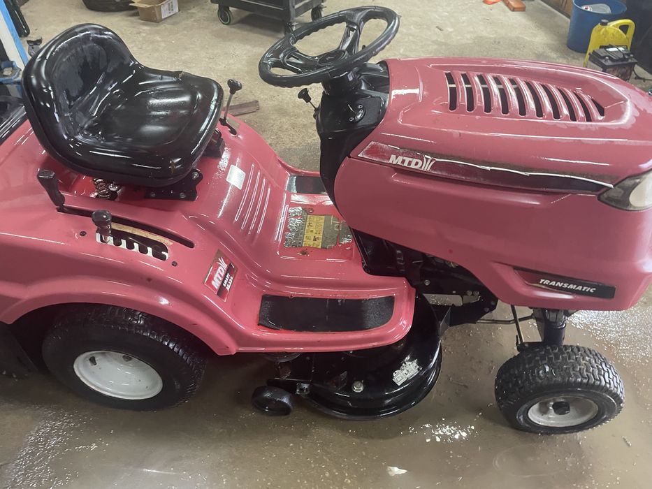 2 Corta relvas 1 em otimo estado