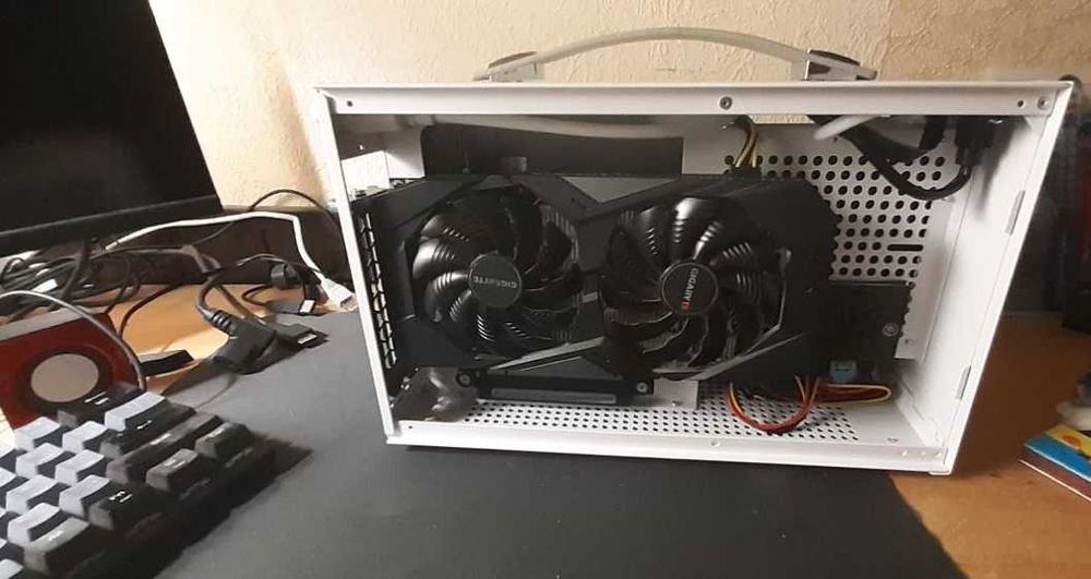 мини ПК i3 8100 1650