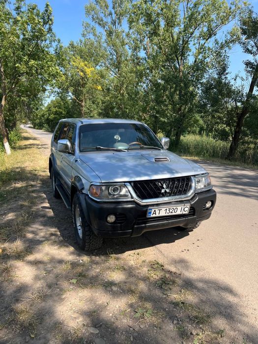 Продам Mitsubishi pajero sport 2,5 дизель