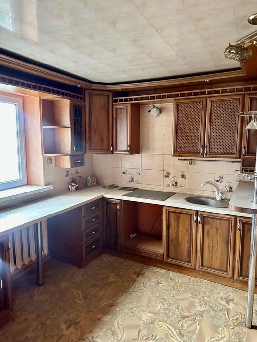 Затишний будинок у с. Шарки (Київська обл.) – 25 соток землі!