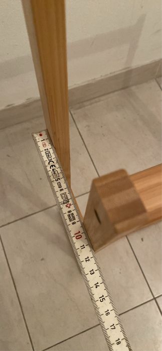 Toalheiro pequeno em excelente estado