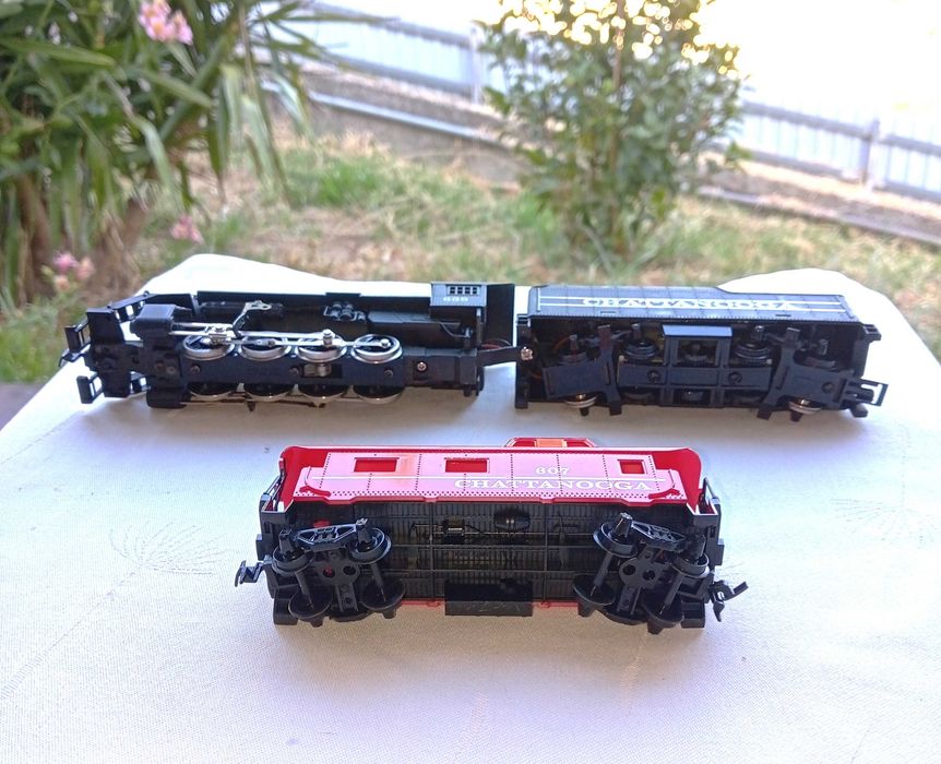 TYCO H0, Locomotiva com tender + carruagem CHATTANOOGA, DC