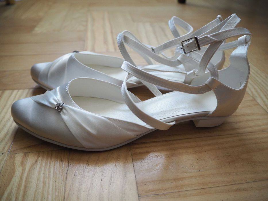 Nowe buty ślubne satynowe CASANI 37