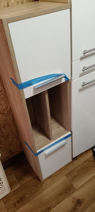 Biała komoda plus dąb Sonoma + półka wisząca