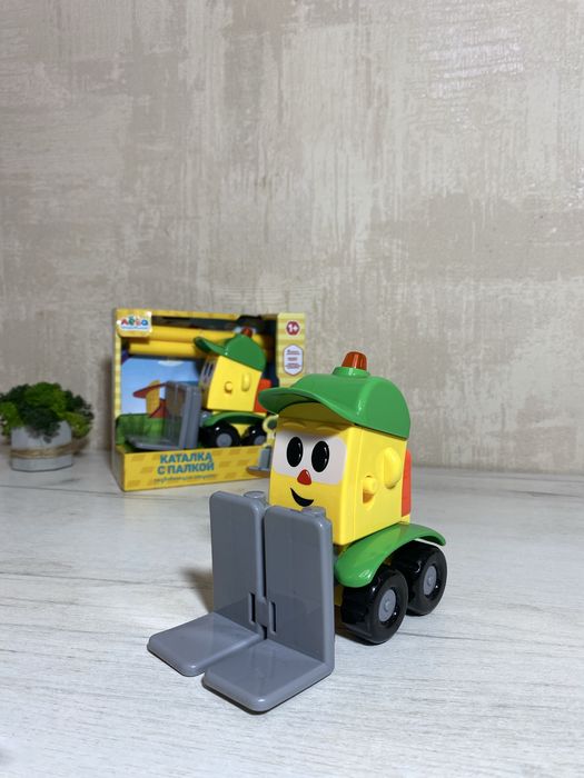 Іграшка Грузік Грузик Вантажівочка Льова / Грузовичёк Лёва