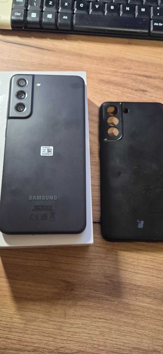 Samsung S21 FE grafitowy, bardzo dobry stan