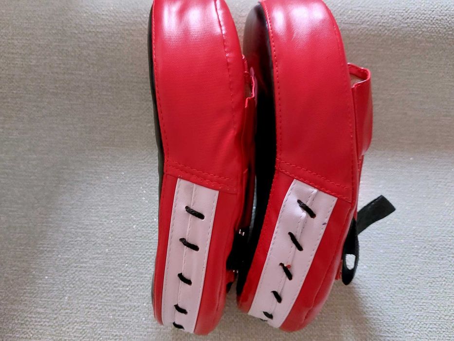 Боксерськi лапи Venom пара (Червонi)