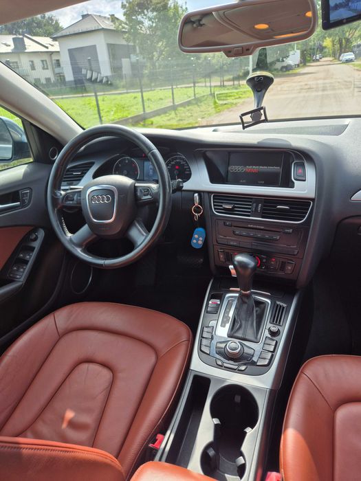 Audi a4 b8 avant 3.0TDI V6 240KM bezwypadkowe Quattro automat Tip Tronic