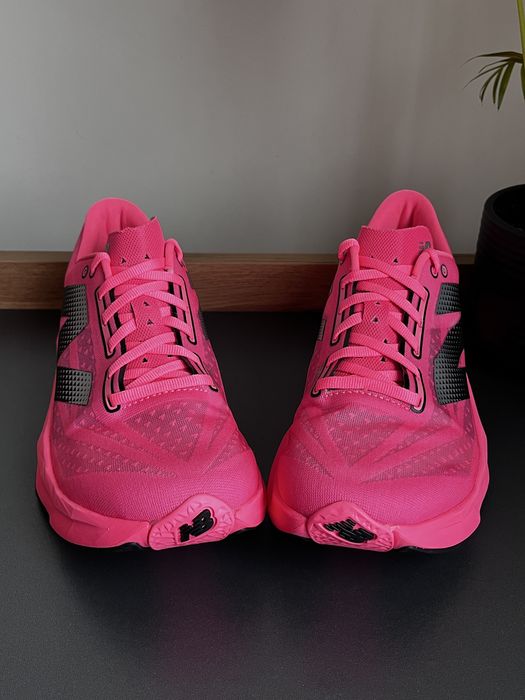 New Balance FuelCell v4 оригінал кросівки 41-42-43-44 нові MFCXCP4