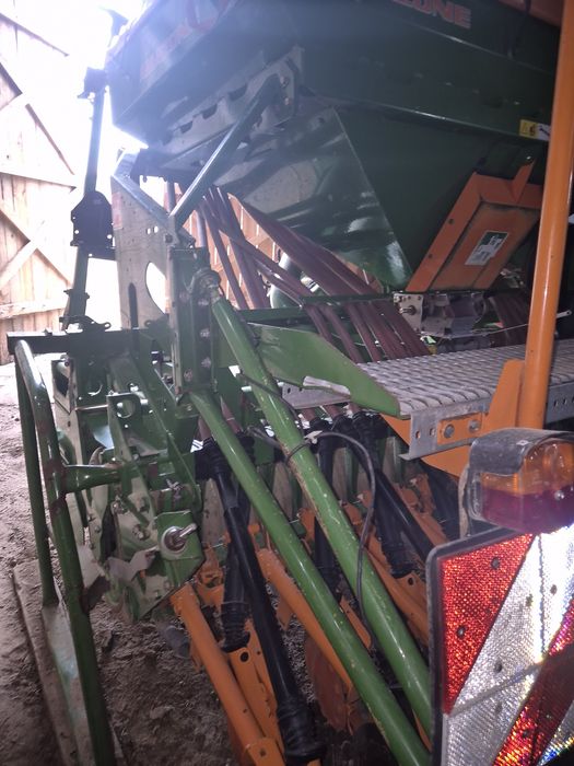 Zestaw siewny pneumatyczny do zboża Amazonen-Werke 3m