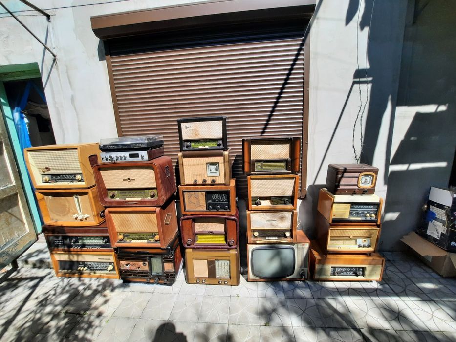 Радіоли,одним лотом.