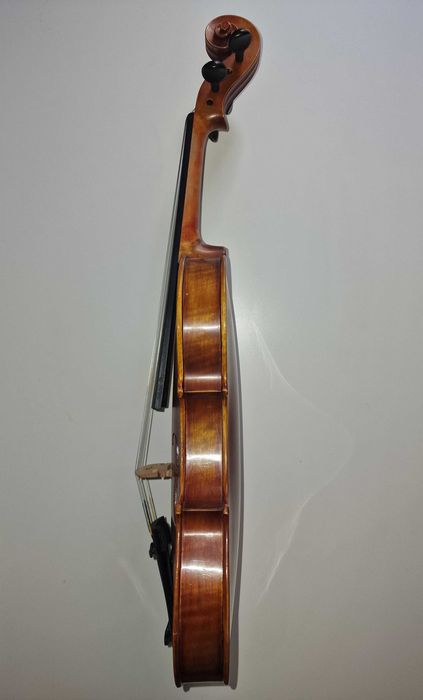 Yamaha V10G Violino 4/4 in abete pronto all'uso Fondo: Acero