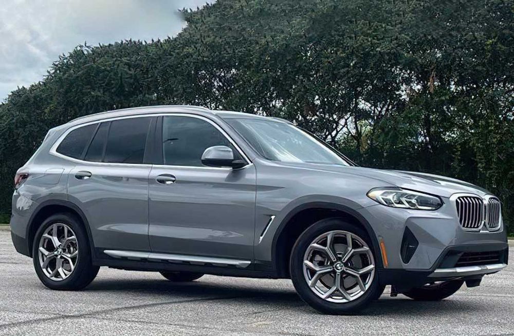 BMW X3      2023