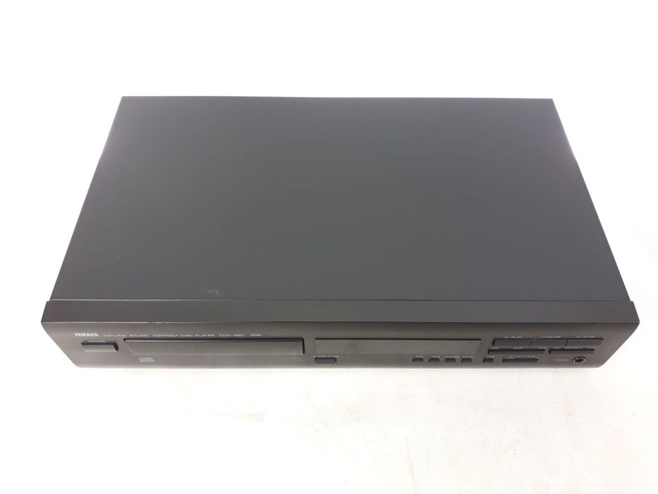 Yamaha CDX 460 rs odtwarzacz płyt CD czarny France Dobór Audio